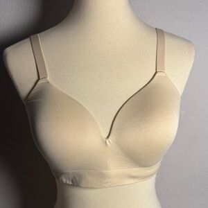 Seamless Cream Wireless Bra
